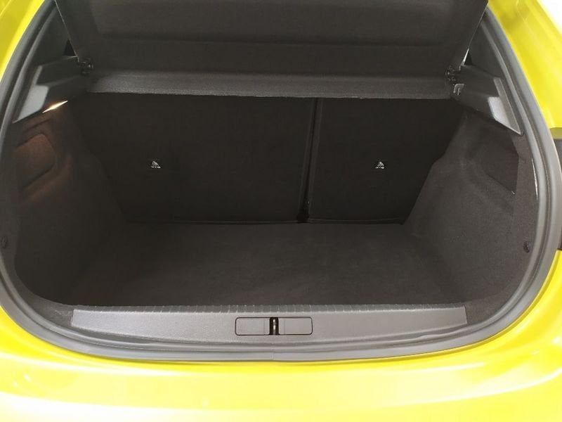 Peugeot 208 2024