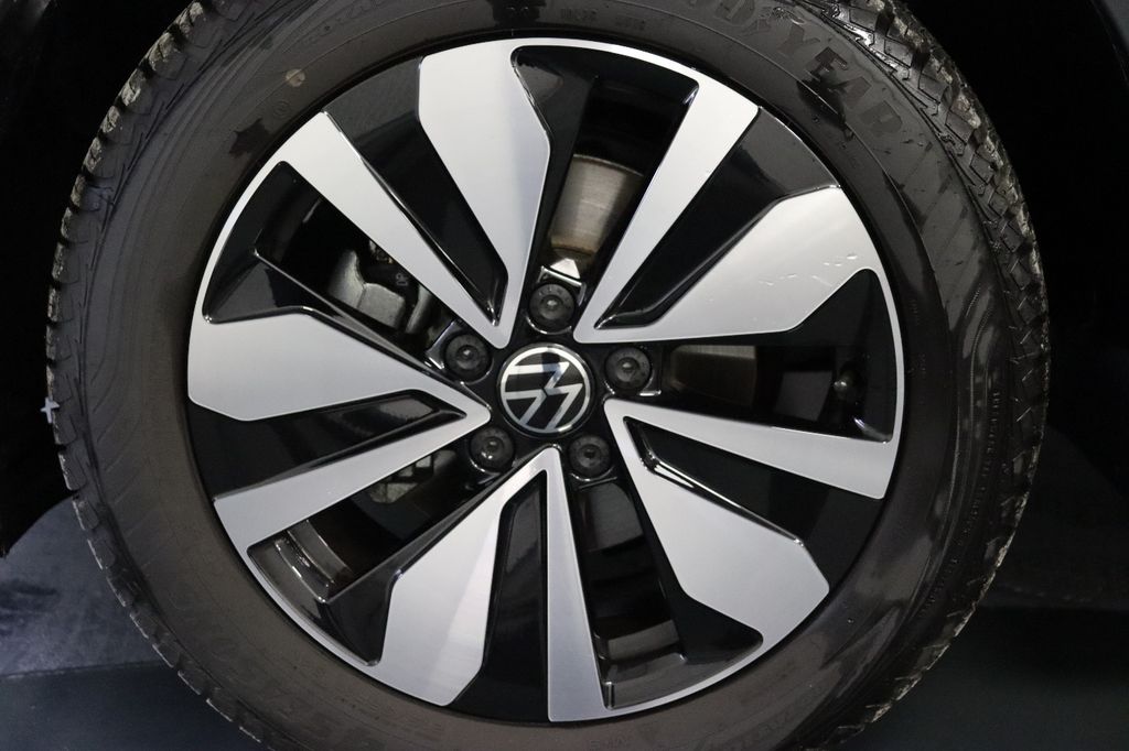 Volkswagen T-Roc 2024