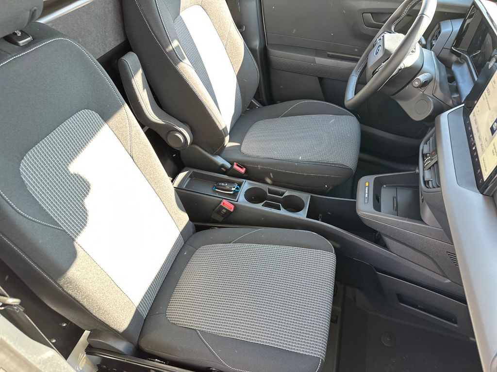 Ford Transit Courier 2025