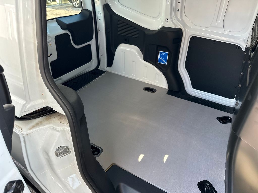 Ford Transit Courier 2025