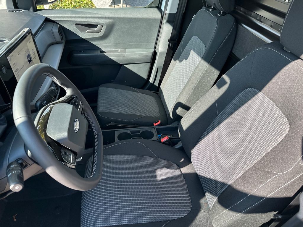 Ford Transit Courier 2025