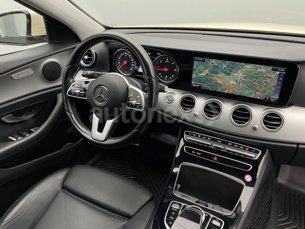 Mercedes-Benz E 220 2021