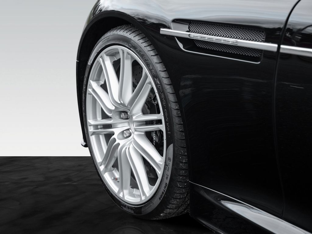 Aston Martin DBS 2009