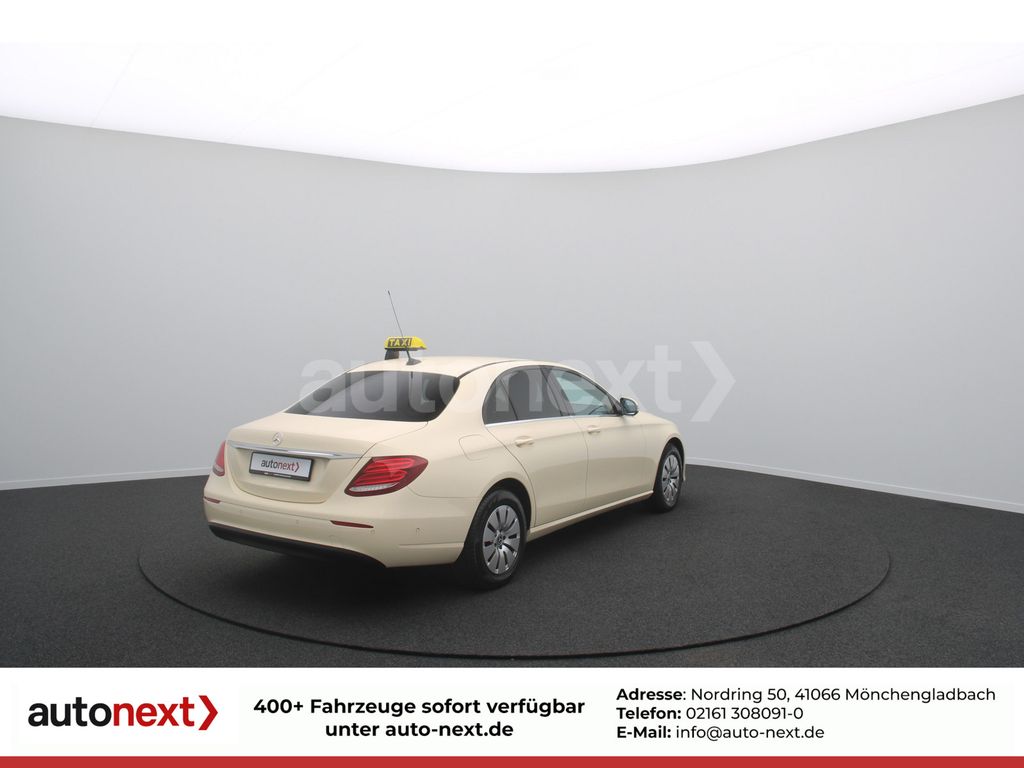 Mercedes-Benz E 220 2021