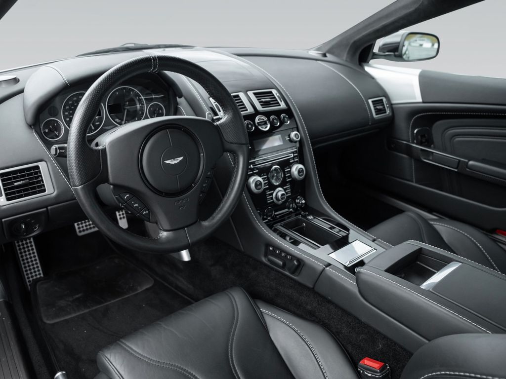 Aston Martin DBS 2009