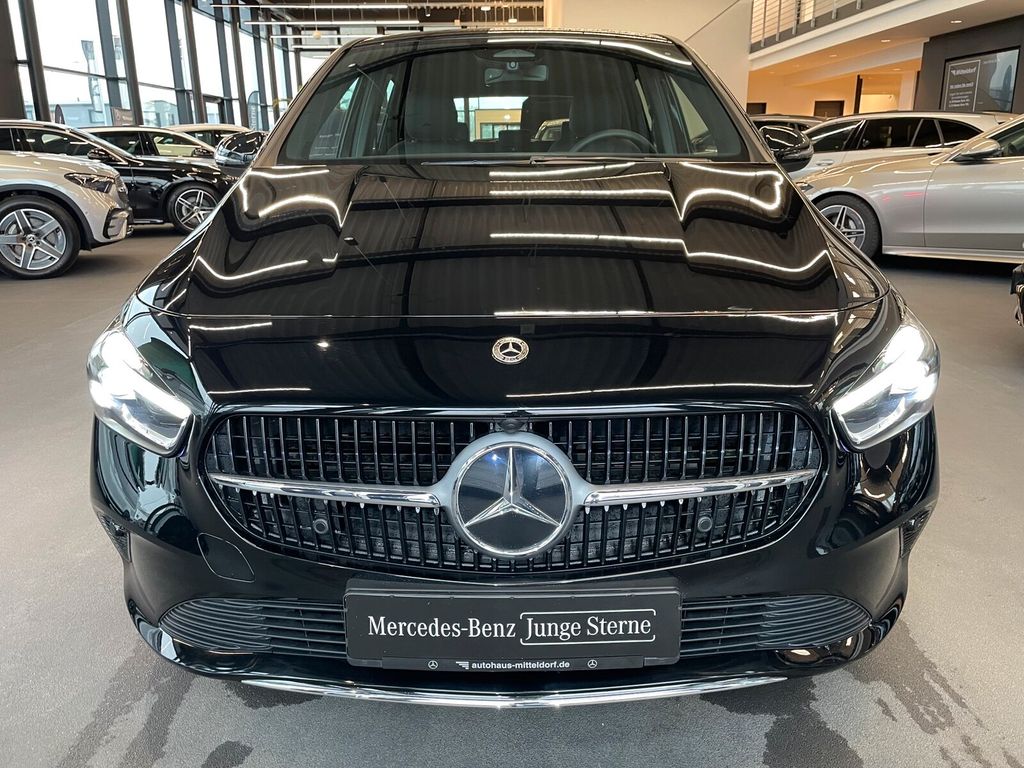 Mercedes-Benz B 200 2024