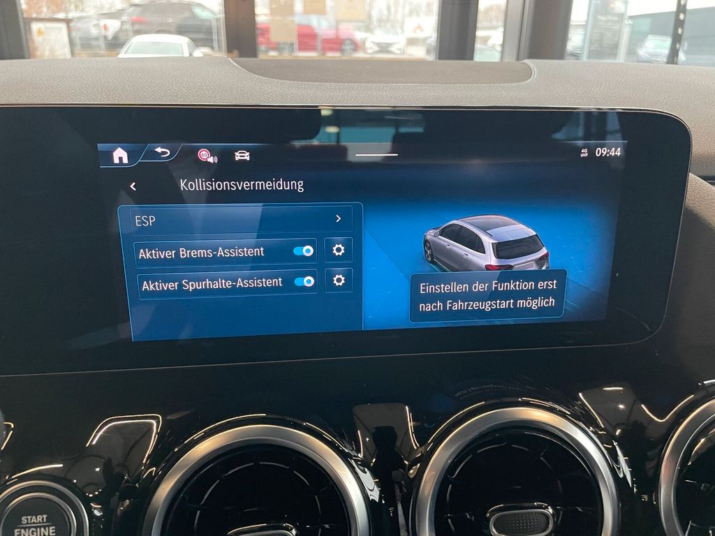 Mercedes-Benz B 200 2024