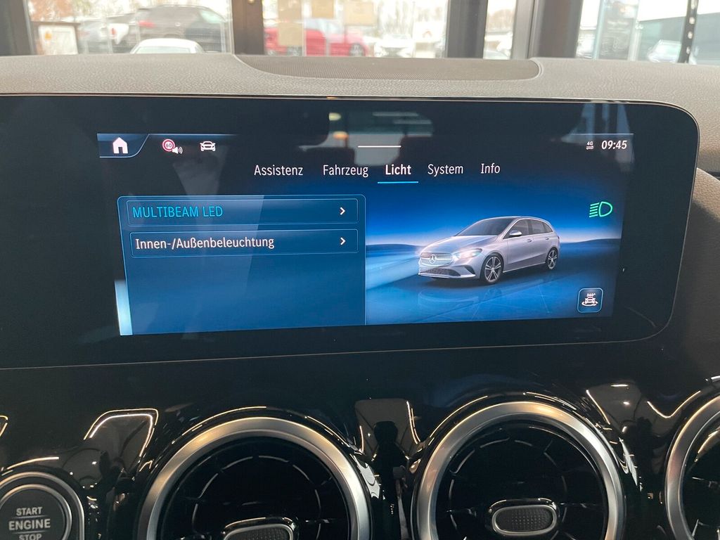 Mercedes-Benz B 200 2024