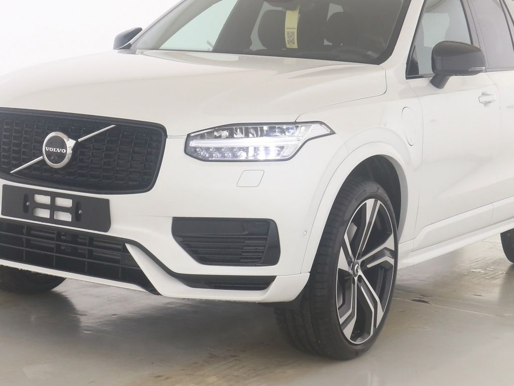 Volvo XC90 2025