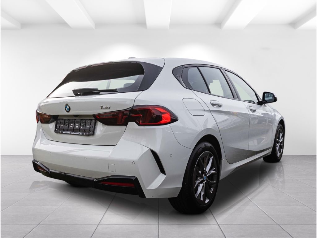 BMW 120 2024