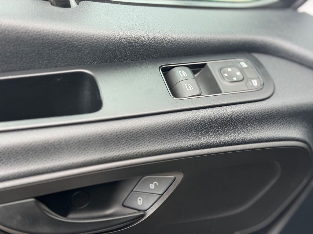 Mercedes-Benz Sprinter 2021