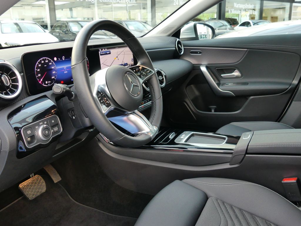 Mercedes-Benz CLA 180 2024