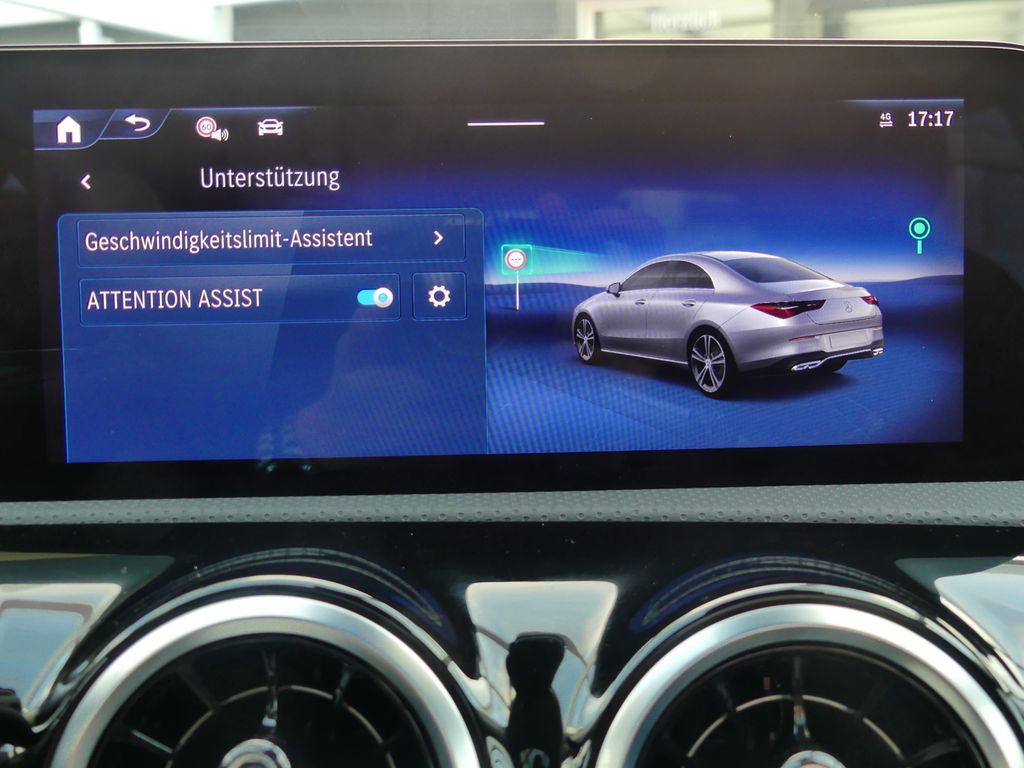 Mercedes-Benz CLA 180 2024