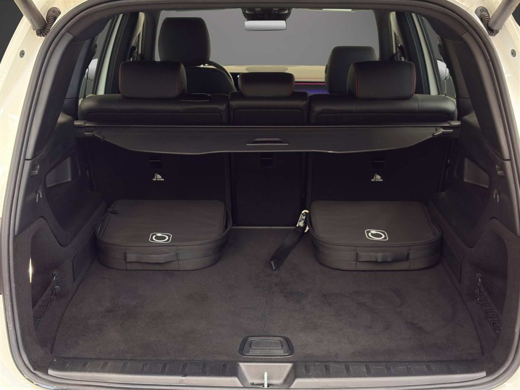 Mercedes-Benz EQB 2023