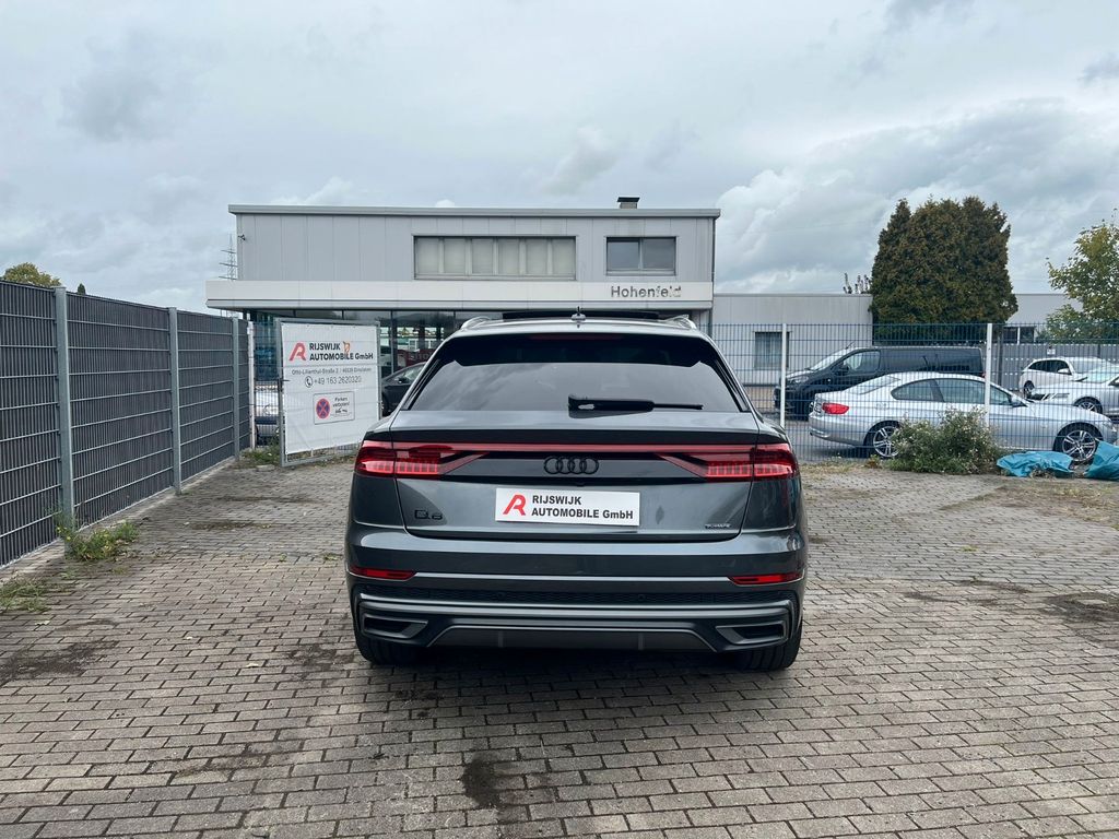 Audi Q8 2022