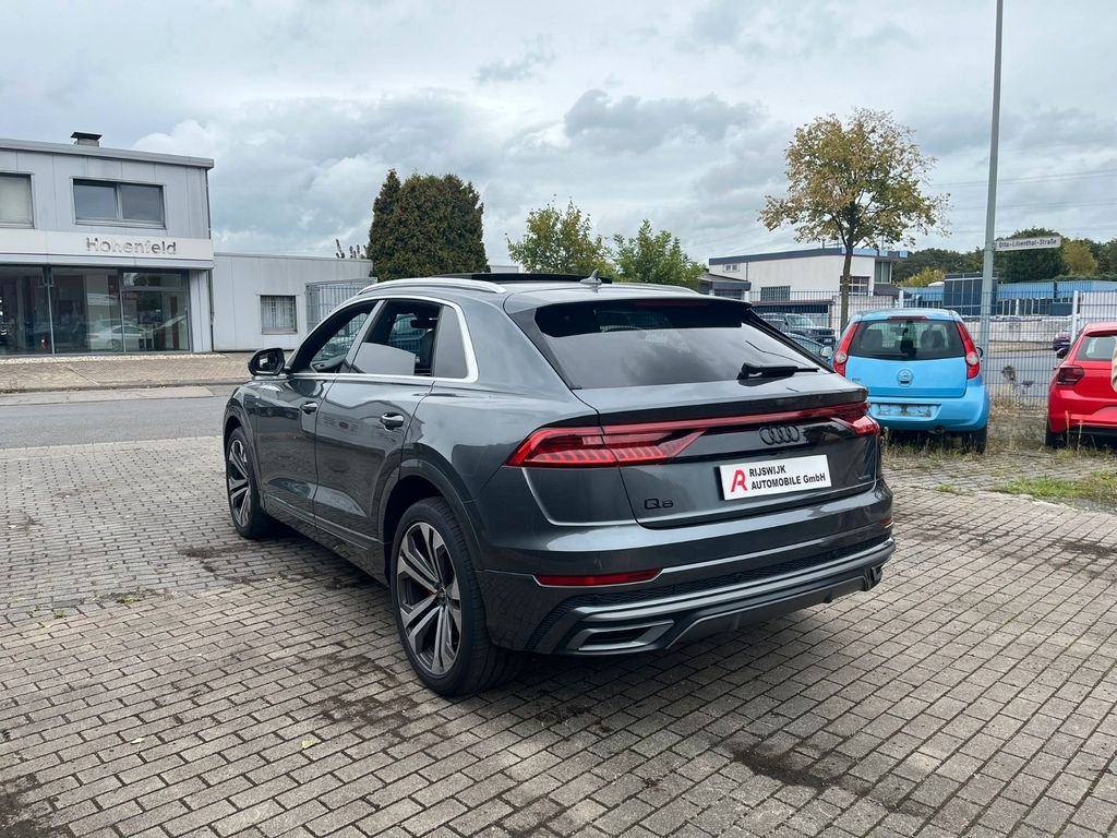 Audi Q8 2022