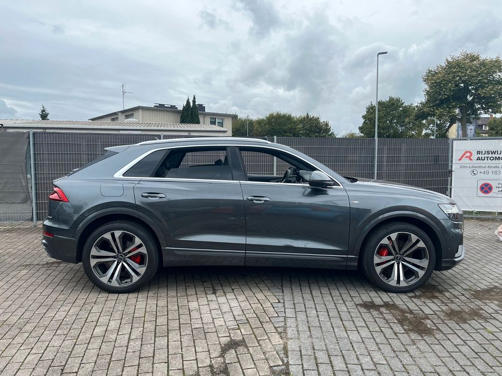 Audi Q8 2022