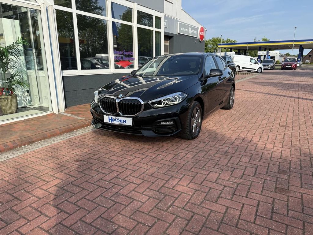 BMW 118 2023