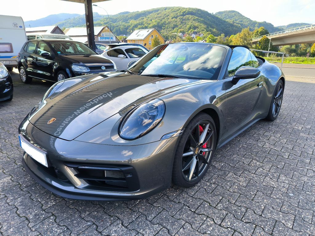 Porsche 992 2024