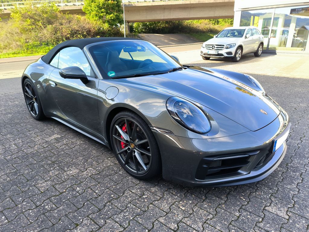 Porsche 992 2024