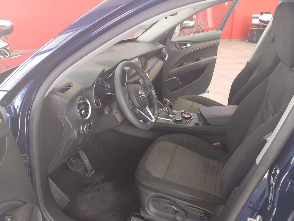 Alfa Romeo Stelvio 2019