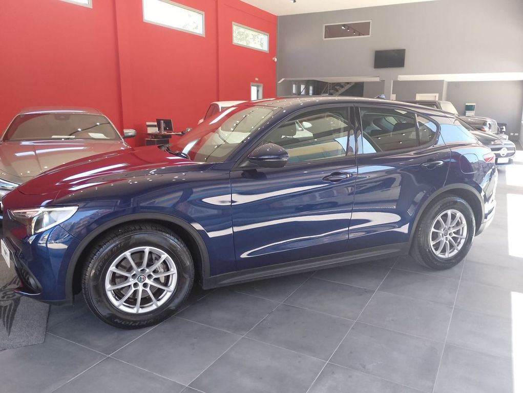 Alfa Romeo Stelvio 2019