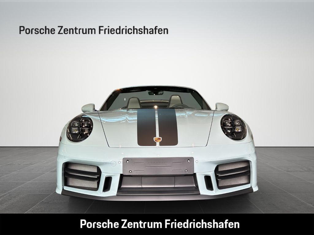 Porsche 992 2025