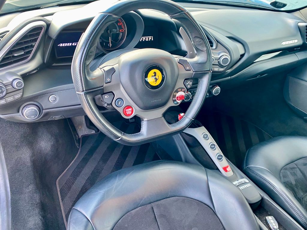 Ferrari 488 GTB 2017