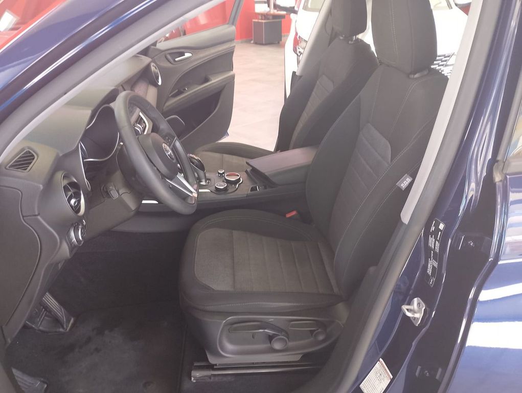 Alfa Romeo Stelvio 2019