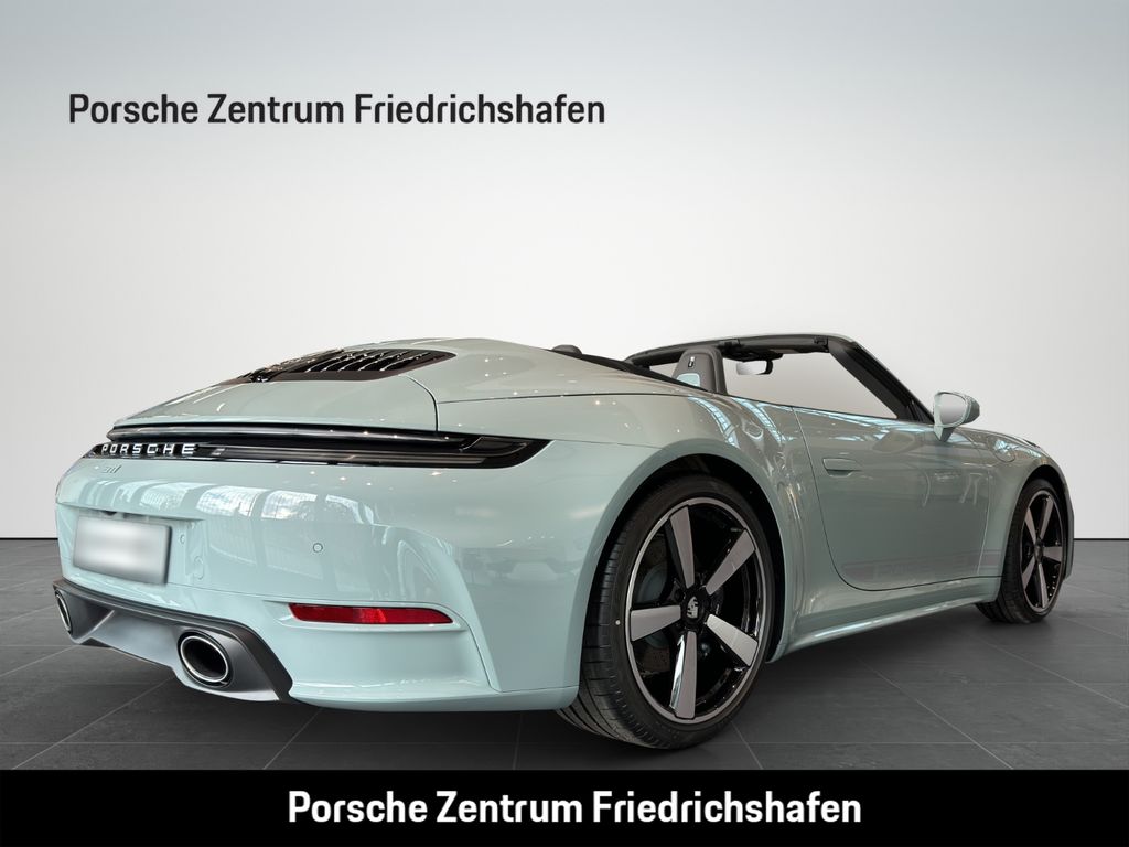 Porsche 992 2025