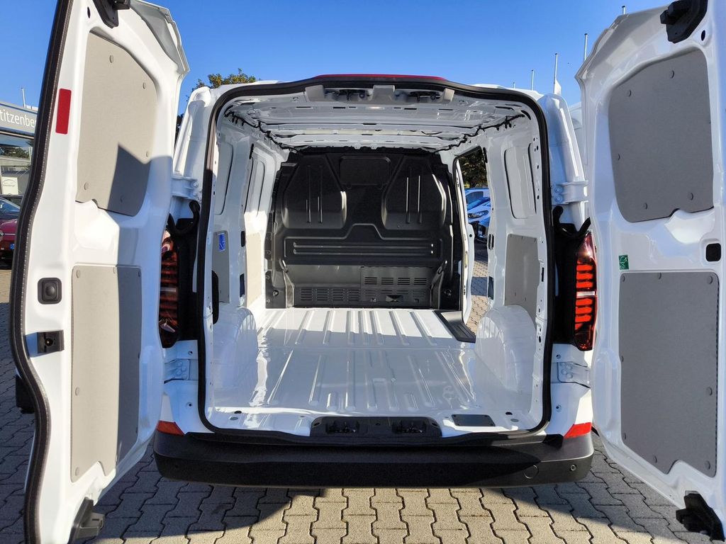Volkswagen T7 Transporter 2025