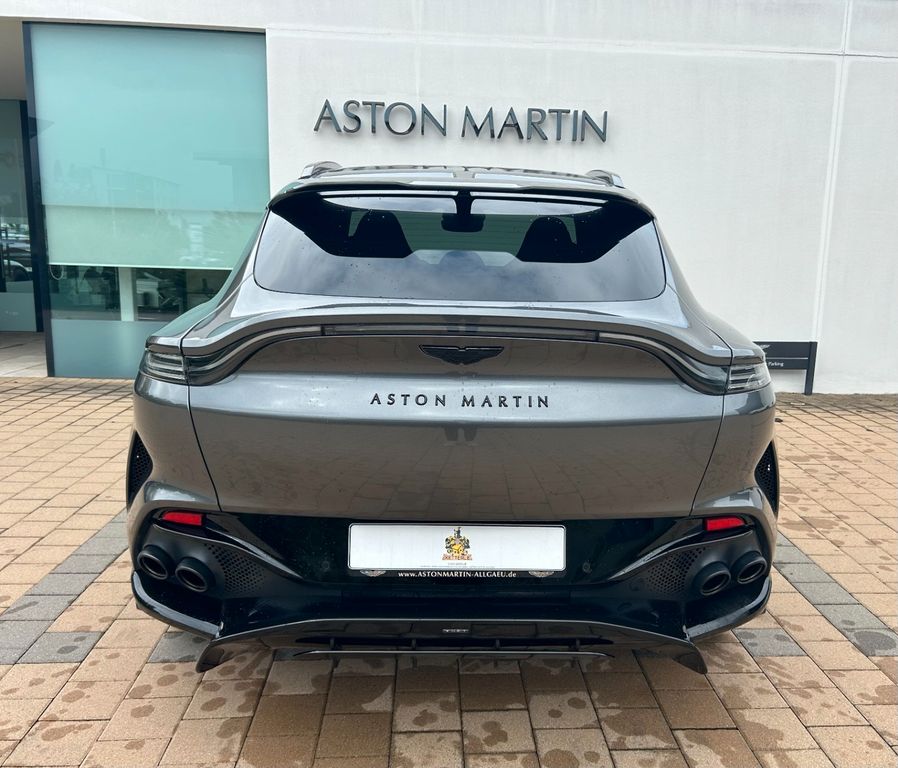 Aston Martin DBX 2024