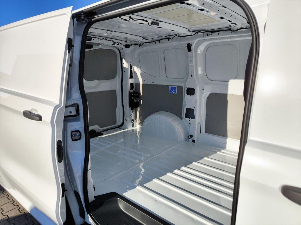 Volkswagen T7 Transporter 2025