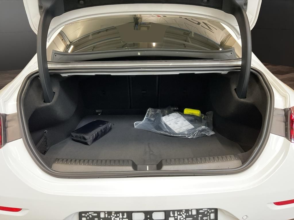 Mercedes-Benz CLA 350 2025