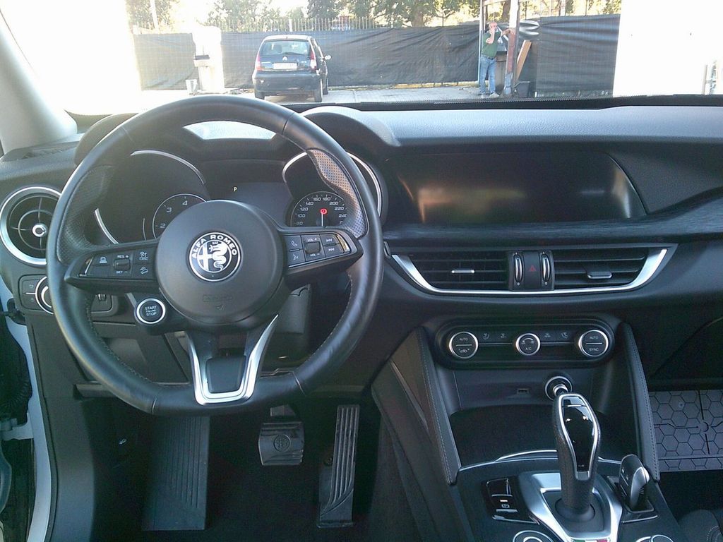 Alfa Romeo Stelvio 2020