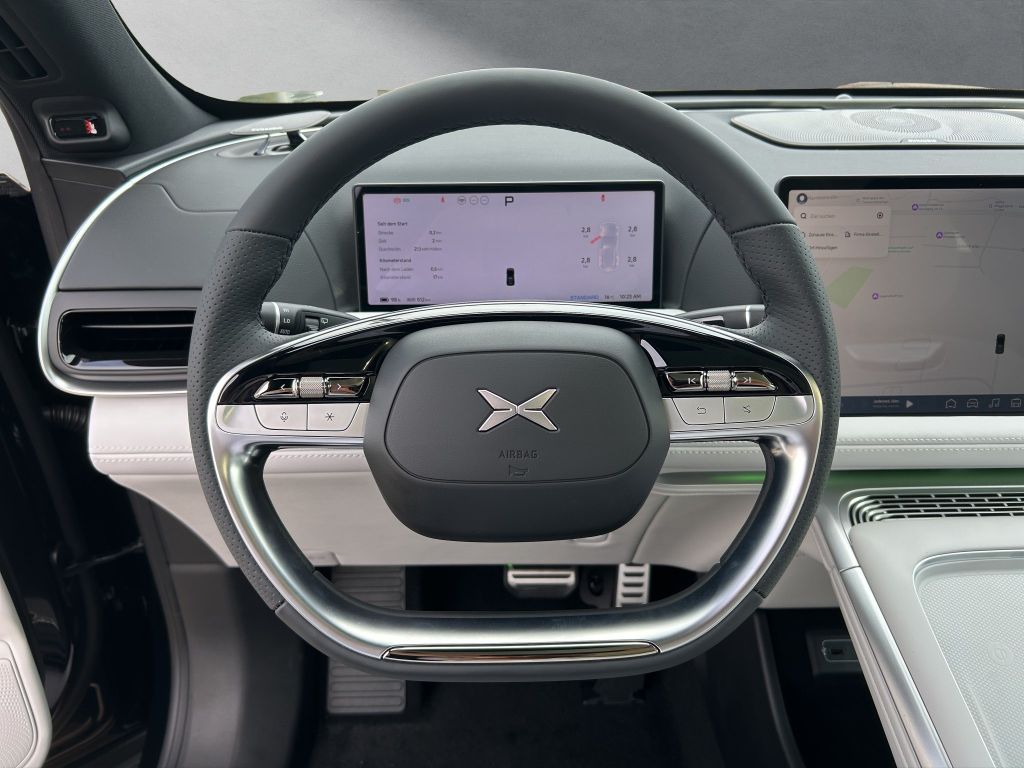 XPENG G9
