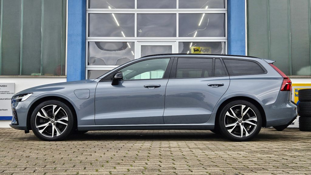 Volvo V60 2022