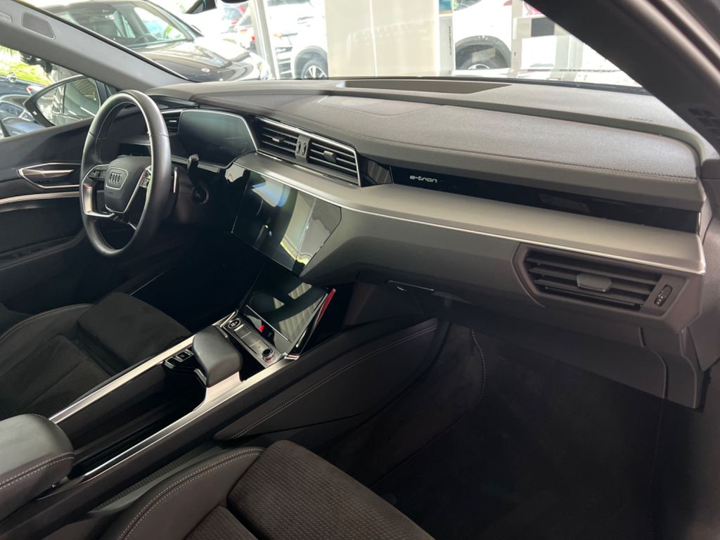 Audi e-tron 2021