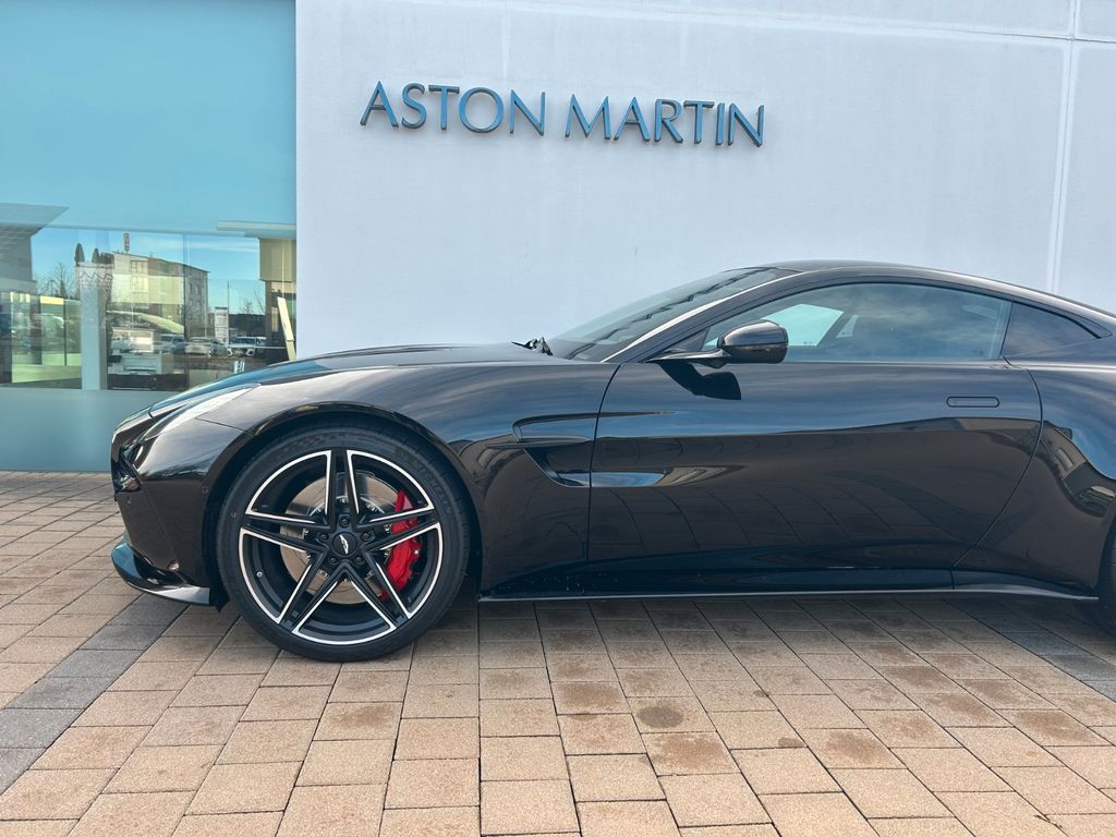 Aston Martin V8 Vantage