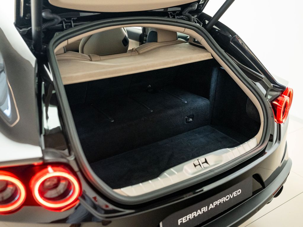 Ferrari GTC4Lusso 2017