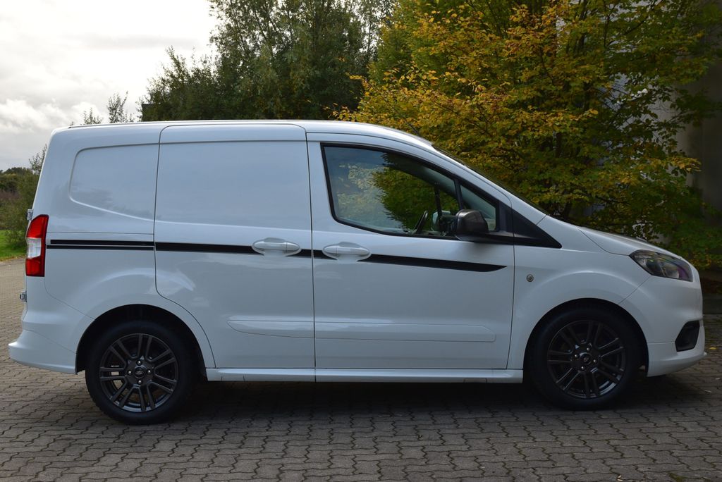 Ford Transit Courier 2020