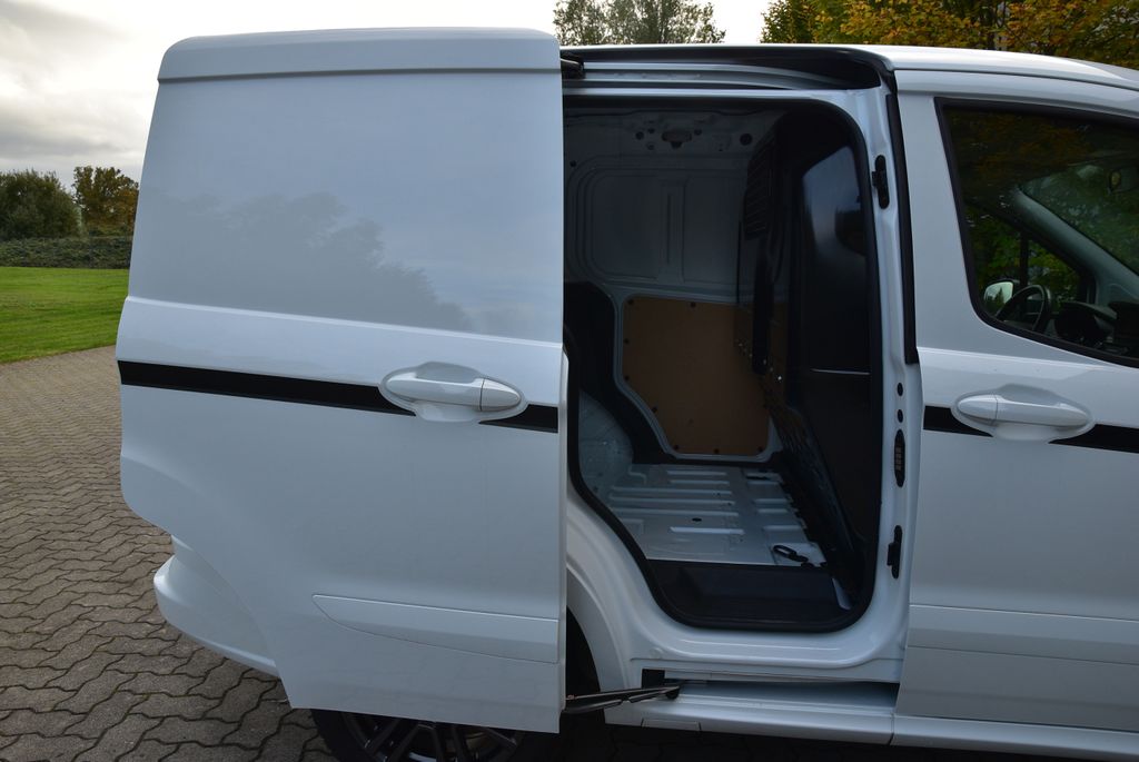 Ford Transit Courier 2020