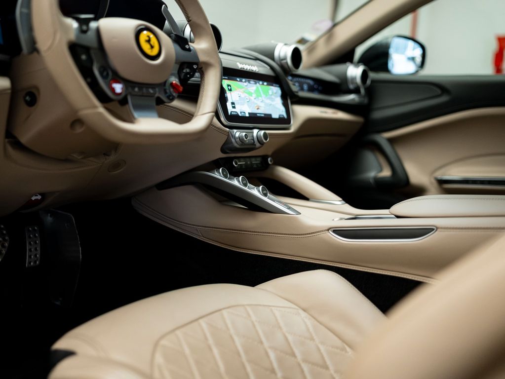 Ferrari GTC4Lusso 2017