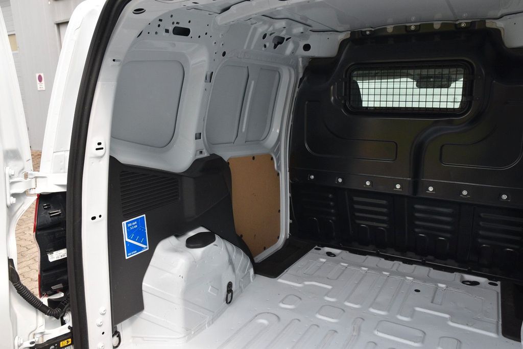 Ford Transit Courier 2020