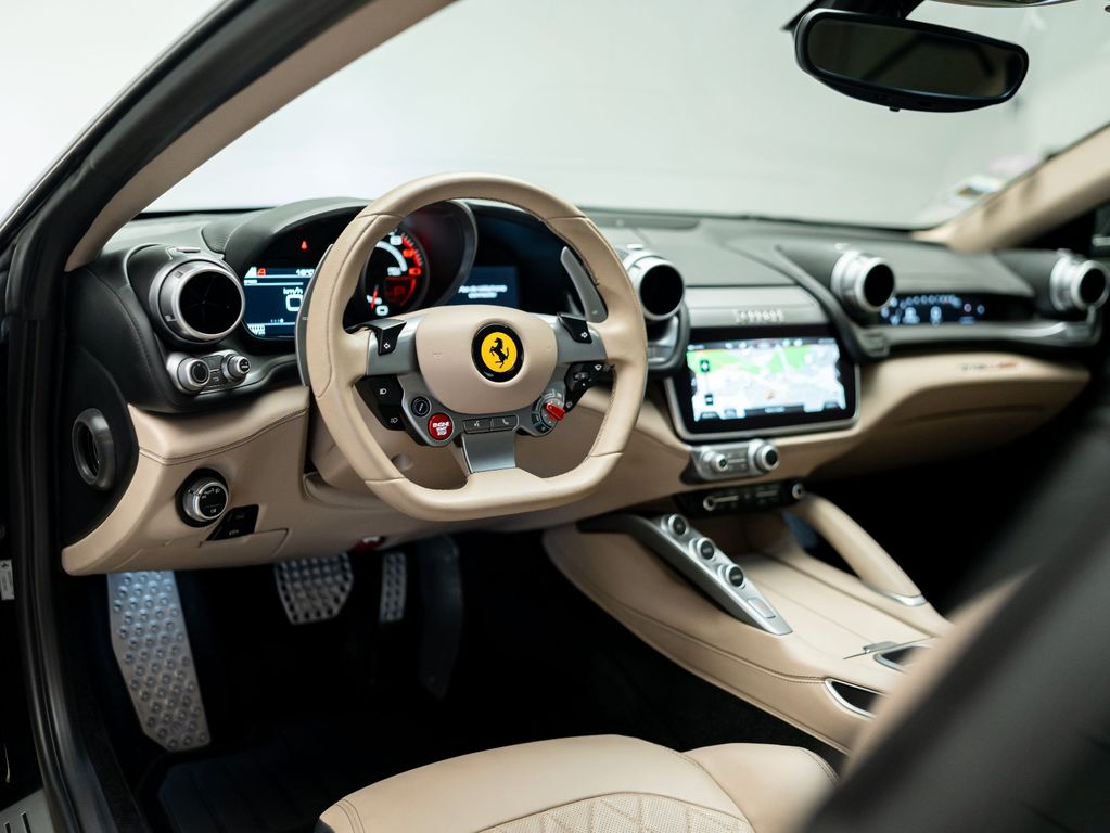 Ferrari GTC4Lusso 2017