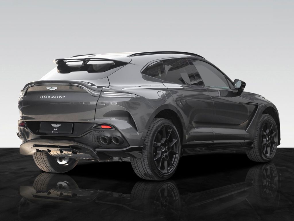 Aston Martin DBX 2025