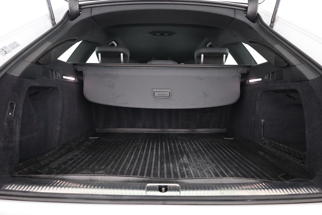 Audi A4 2021