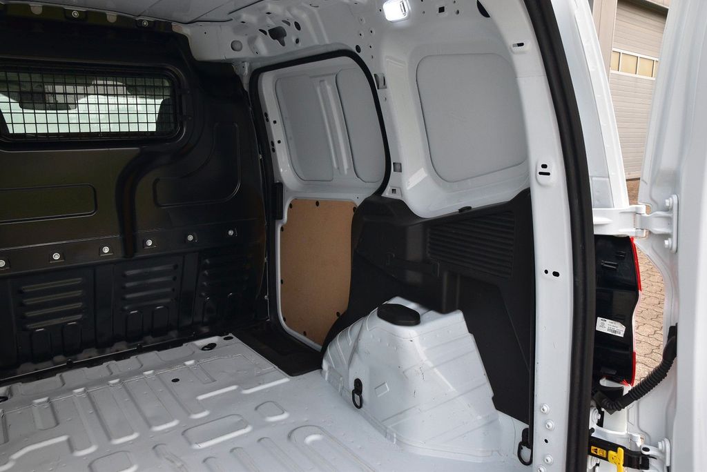 Ford Transit Courier 2020