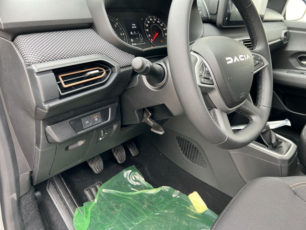 Dacia Sandero 2025
