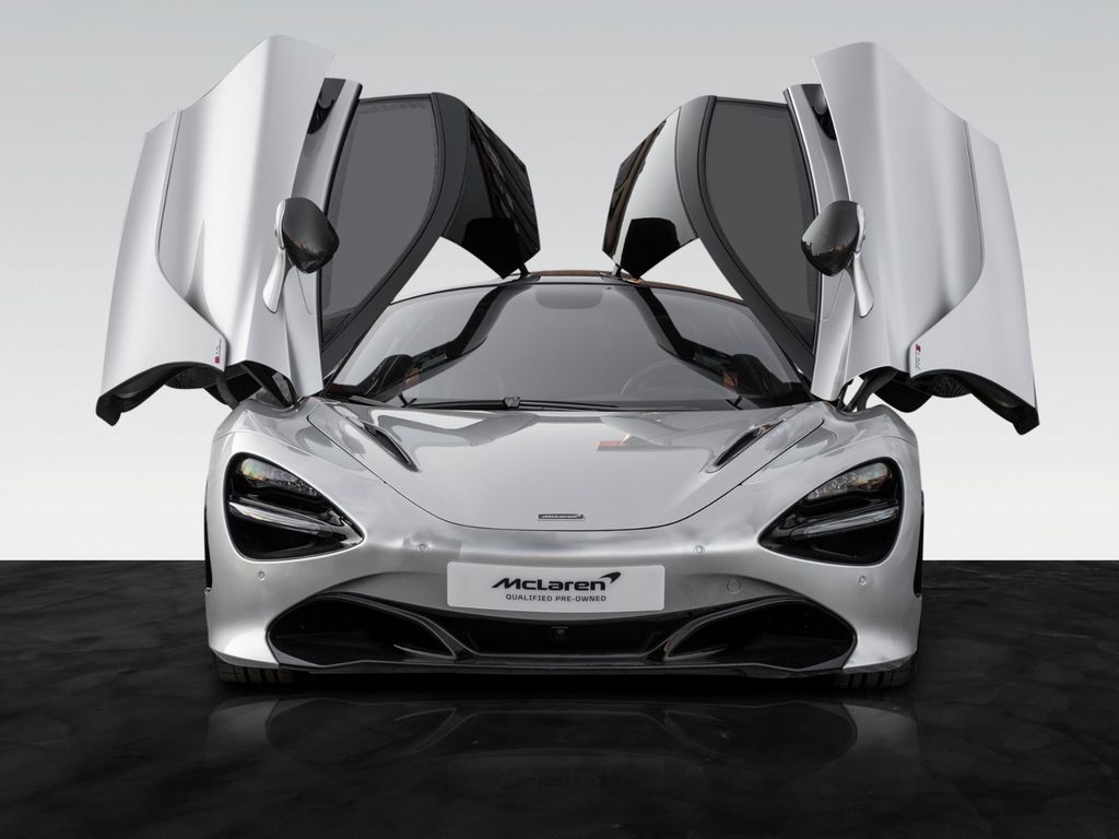 McLaren 720S 2022